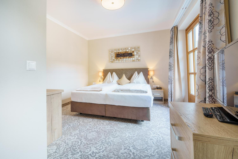 Bedroom 10