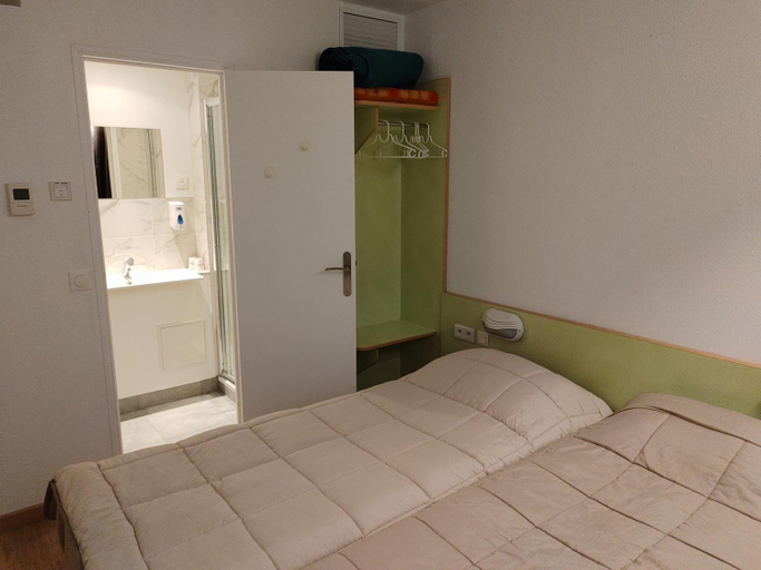 Bedroom 14