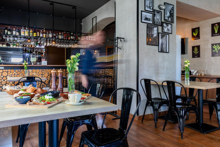 Restaurant 12