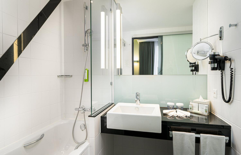 Bathroom 21