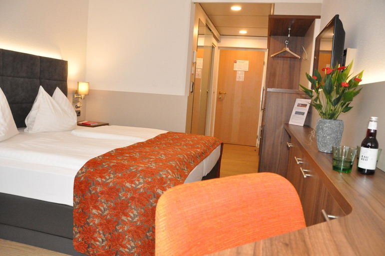 Bedroom 6