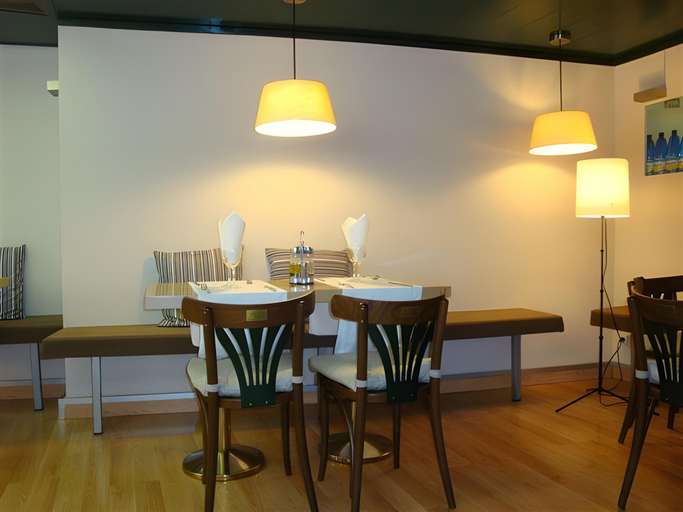 Food & Drinks 4, Aparthotel El Serch