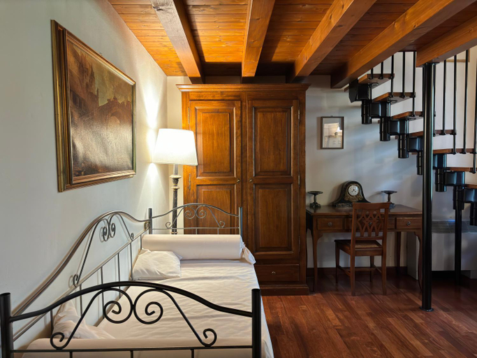 Bedroom 8