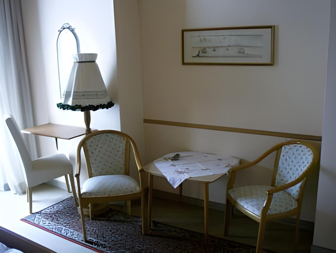Others 5, Landhaus Schwaben, Miesbach