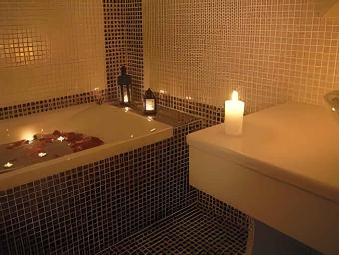 Bathroom 5, Damianos Mykonos Hotel, South Aegean