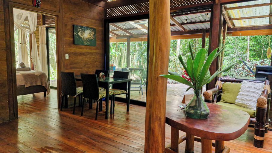 Food & Drinks 4, Casa Auratus, Talamanca