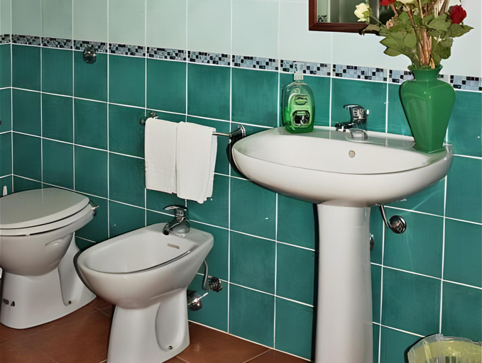 Bathroom 4, Azienda Agrituristica Bergi, Palermo