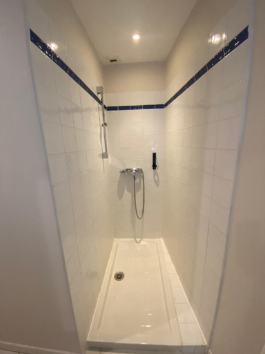 Bathroom 5, Hotel Arena, Var