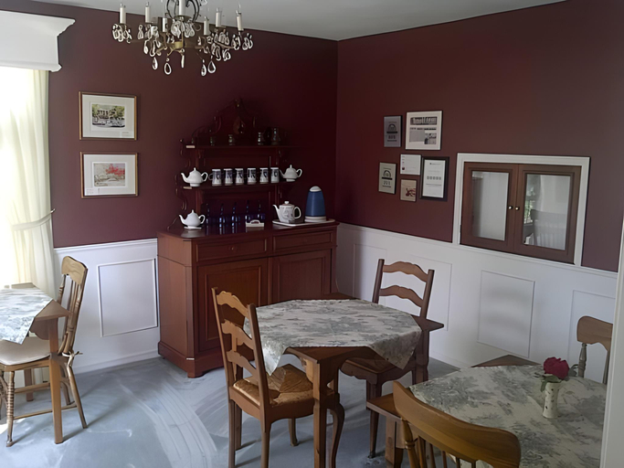 Others 3, Abacot Hall Bed & Breakfast, Niagara