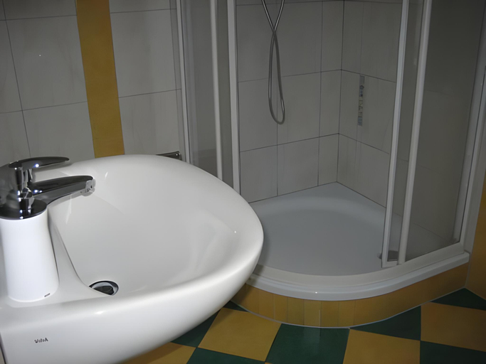 Bathroom 2, Haus Holl Herta, Gmunden
