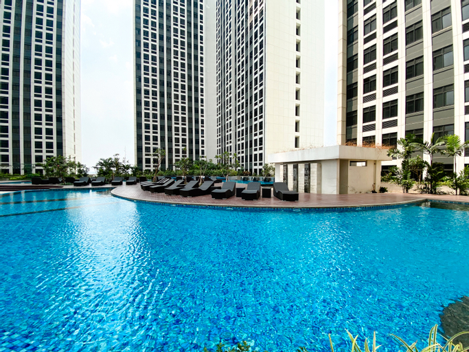 Exterior & Views 2, Cozy and Simply Studio Apartment Pollux Chadstone By Travelio, Cikarang