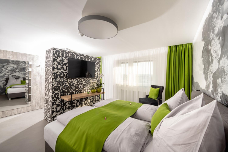 Bedroom 3, Hotel Greenrooms, Graz