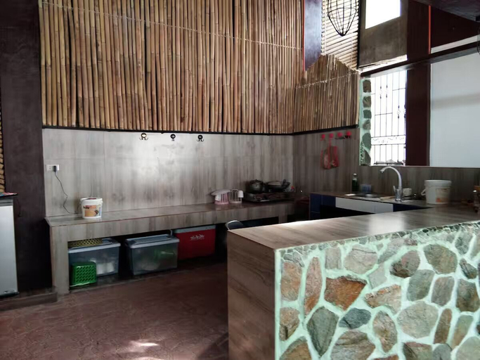 Others 4, Ross Rose Budget Hotel, Santo Tomas
