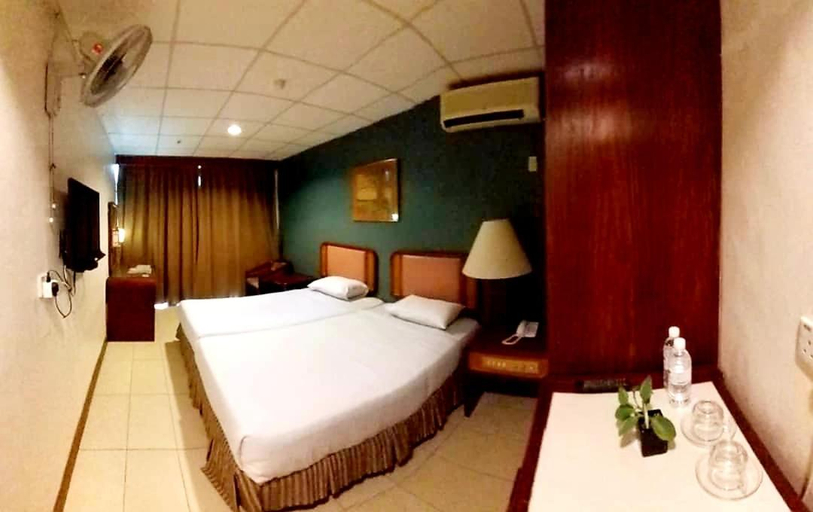 Bedroom 12