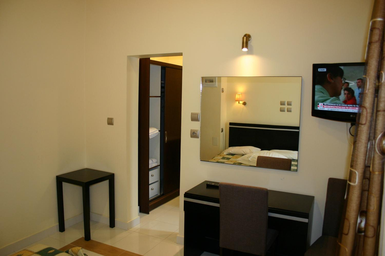 Bedroom 2, Hotel Petit Palais, Peloponnese