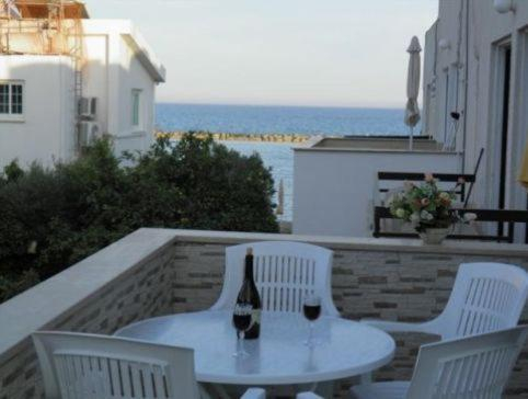 Balcony/terrace 5, Philippou Beach Villas & Apartments, Larnaca