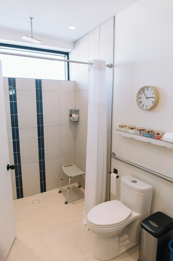 Bathroom 4, Blue Vista Stone Lodge, Riley
