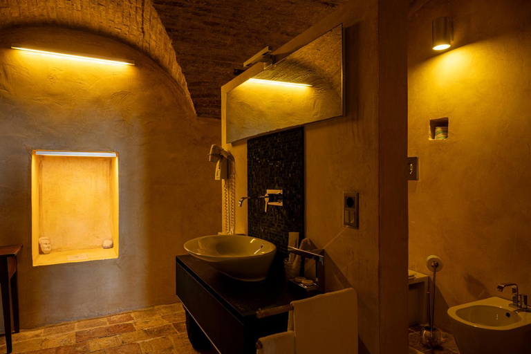 Bathroom 3, Castello di Semivicoli, Chieti