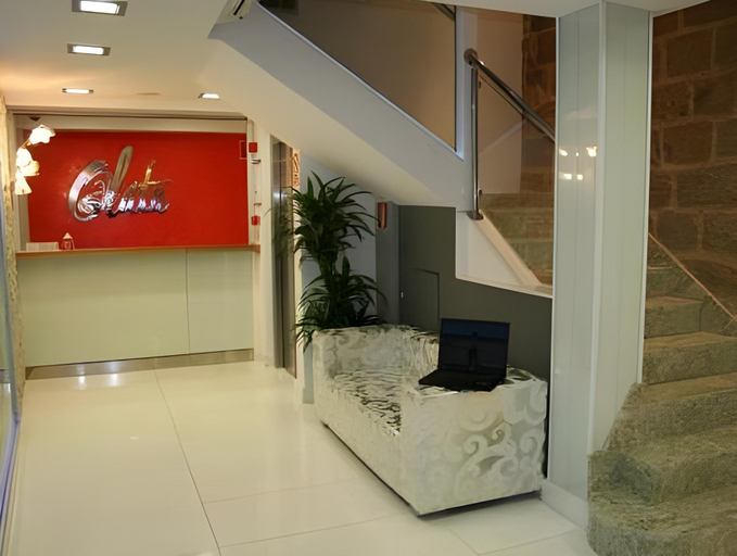 Others 5, Hotel Olatu, Guipúzcoa
