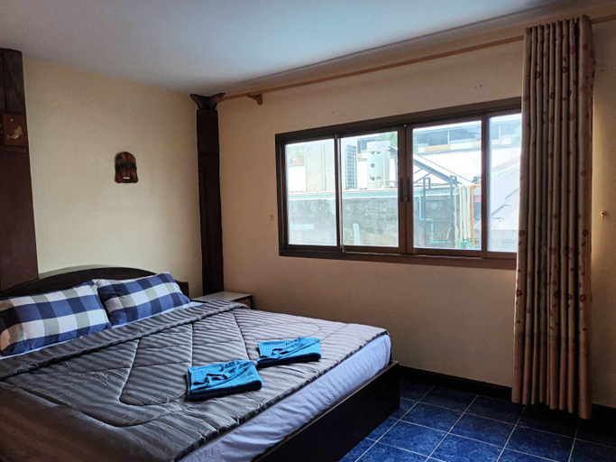 Bedroom 12