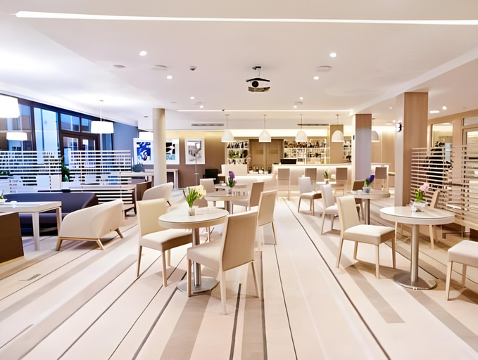 Food & Drinks 5, Columna Medica, Pabianice