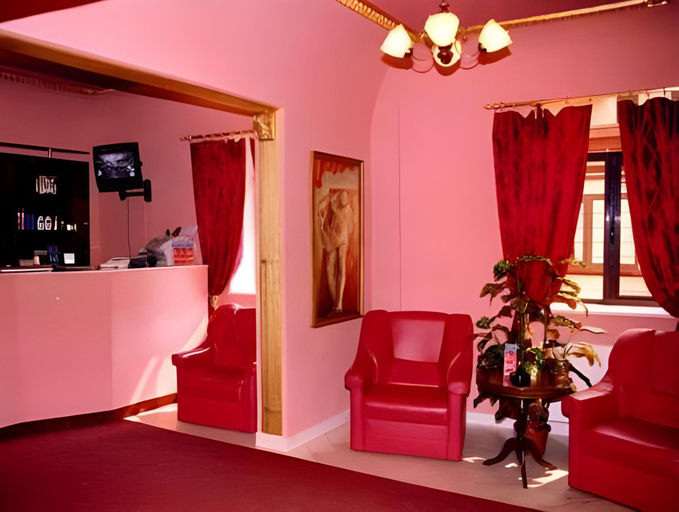 Others 4, Hotel Kreta, Galati