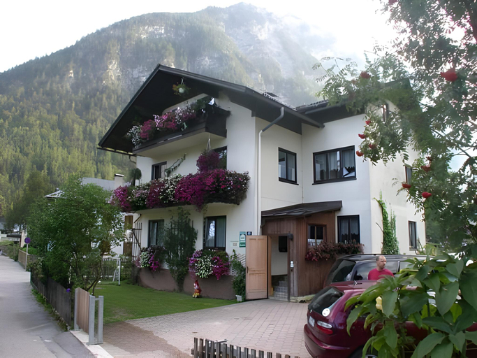 Others 3, Haus Holl Herta, Gmunden