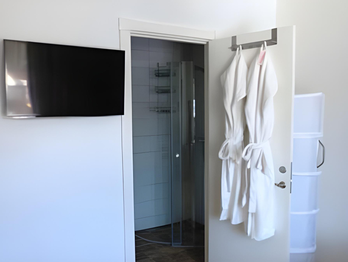Bathroom 2, Gamla Jarnhandeln - Norrskedika Hotell, Östhammar
