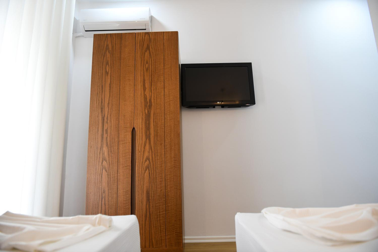 Others 2, Guest House Cela City Centre, Beratit