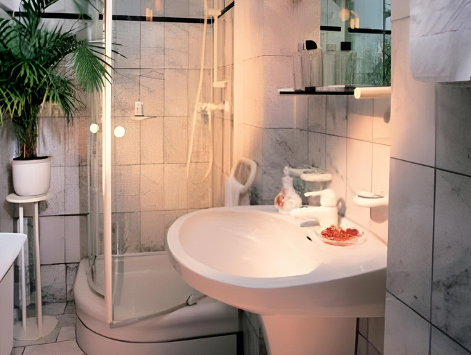 Bathroom 5, Mondial Appartement Hotel, Wien