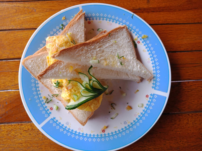 Food & Drinks 17