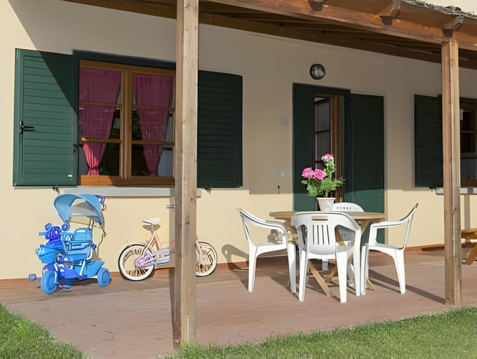 Others 2, Borgo Guglielmo, Livorno