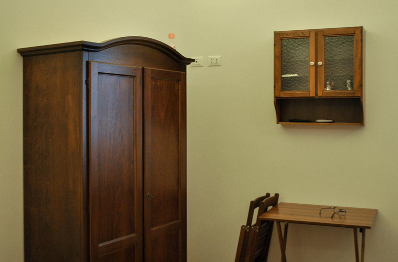 Others 3, B&B LuiRo, Taranto