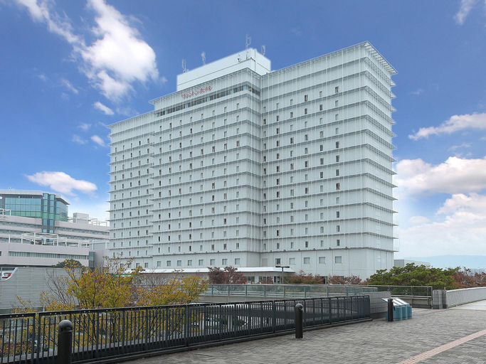 Exterior 7