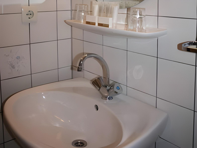 Bathroom 3, Prins Hendrik Texel, Texel