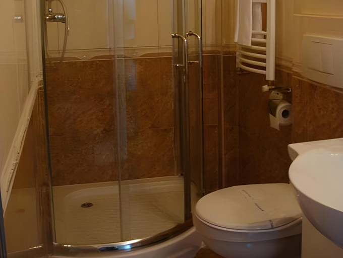Bathroom 2, Motel DHS - Chinese Restaurant, Deva
