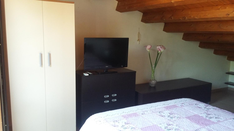 Others 3, B&B Castellazzo, Trapani