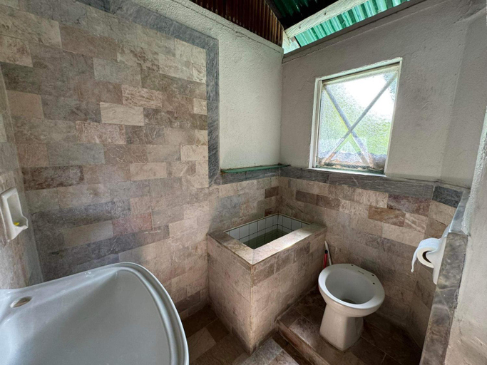 Bathroom 2, Liberty's Lodge and Diving - Apo Island, Dauin