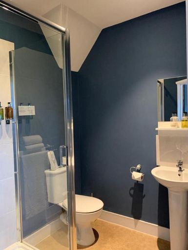 Bathroom 3, The Bell at Old Sodbury, South Gloucestershire