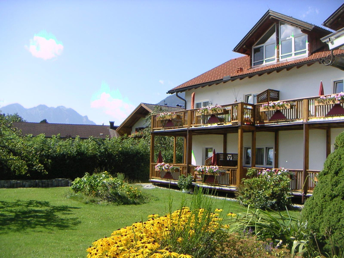 Others 5, Pension beim Krümmling, Reutte