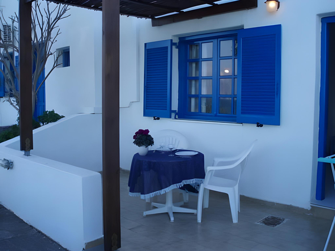 Others 3, Residence Gerani, Crete