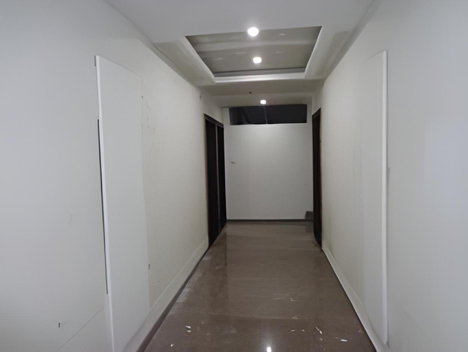 Others 3, Hotel Maheshwari Avenue, Ujjain
