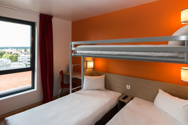 Bedroom 10