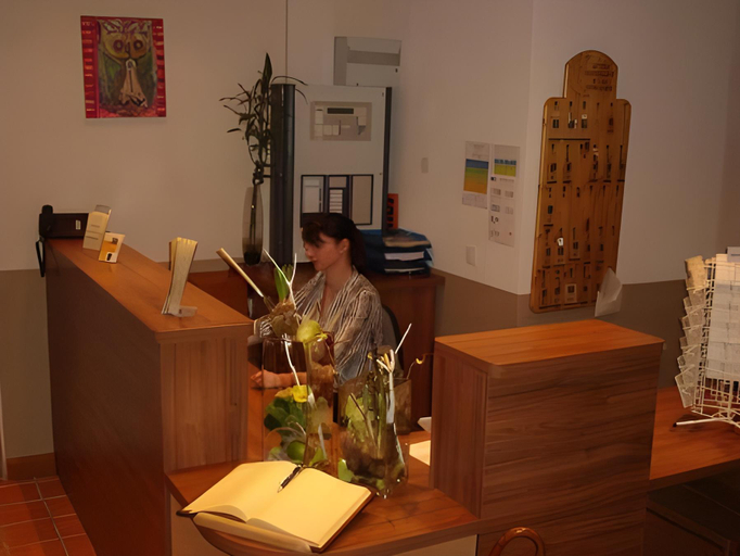 Others 3, Brit Hotel Le Relais d'Issenheim, Haut-Rhin