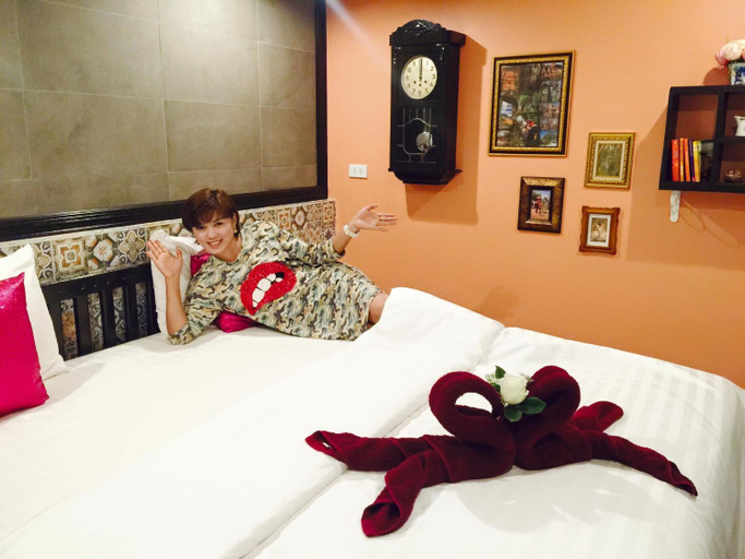 Bedroom 18