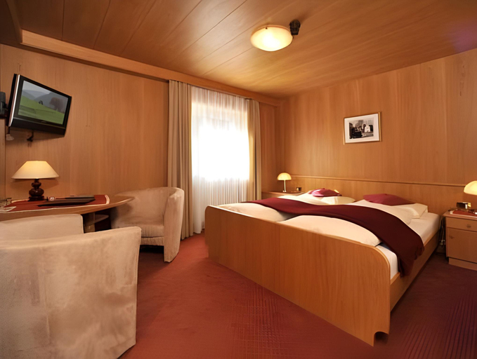 Bedroom 3, Garni Lanzinger, Bolzano