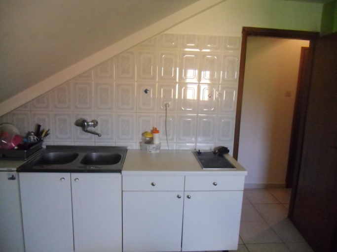 Others 5, Apartments Coso Zlatne njive bb