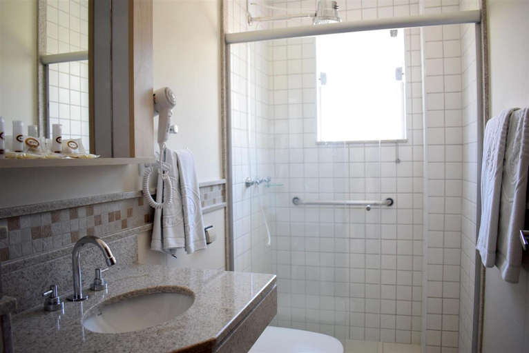 Bathroom 5, Hotel CasaBlanca, Águas de Lindóia