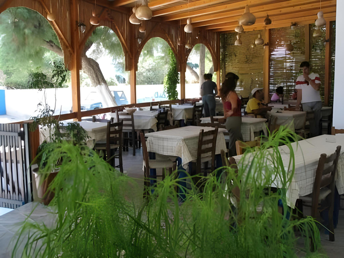 Food & Drinks 4, Gerani Studios, South Aegean