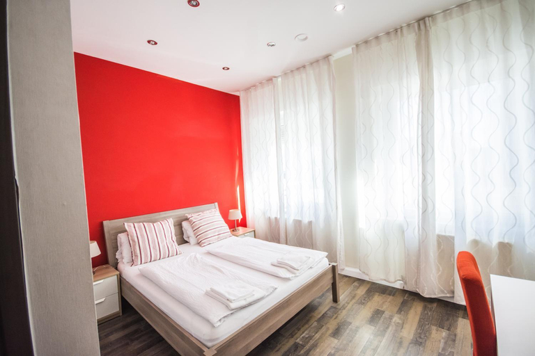 Bedroom 10